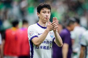 記者：巴頓或需3周左右恢復(fù)期，對(duì)陣玉昆出戰(zhàn)成疑 謝維軍情況稍好