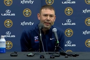 阿德爾曼：會(huì)讓瓦蘭約基奇一起出場(chǎng) 瓦蘭的能力有目共睹