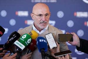 巴薩跟隊(duì)：德拉富恩特似乎不知亞馬爾傷缺1個(gè)月，我們需有所反應(yīng)