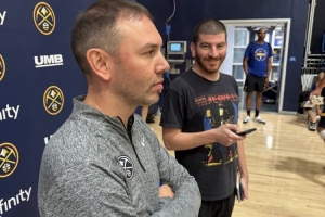 阿德爾曼：很欣賞戈登待人處事的坦誠(chéng) 他競(jìng)技能力和人格都在進(jìn)步