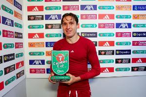 不認(rèn)輸！TA：基耶薩若想回國肯定不缺下家，但他堅(jiān)持留隊(duì)證明自己