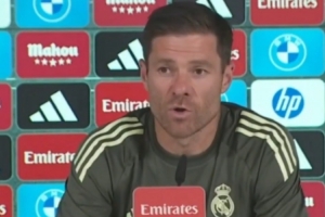 阿隆索：巴爾韋德已準(zhǔn)備出戰(zhàn)明日比賽；從未有球員拒絕踢某個位置