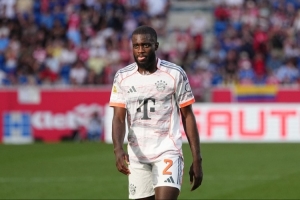 法爾克：拜仁與于帕續(xù)約談判主要癥結(jié)在于金錢，球員希望增加收入