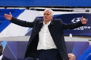 即將交手！波爾圖主帥回應(yīng)穆帥負(fù)藍(lán)軍后言論：贏球才值得被討論