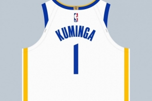 球衣記者：庫(kù)明加將由00號(hào)改穿為1號(hào) 隊(duì)史上一位李凱爾