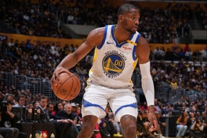 名記：若國王愿出無保護(hù)首輪簽 他們與勇士的交易談判可能會(huì)重啟