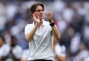 弗蘭克：這是西蒙斯表現(xiàn)最好的比賽 為特爾和庫杜斯的進球而高興