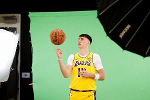 湊合！拉拉維亞6投3中得到7分5板1助