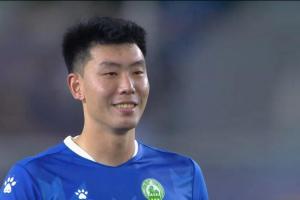 差點(diǎn)成罪人！海牛10號(hào)馮伯元踢蘇超，補(bǔ)時(shí)送點(diǎn)被絕平點(diǎn)球大戰(zhàn)丟點(diǎn)