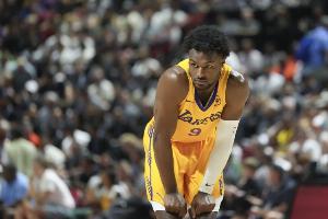 鐵！布朗尼12投1中&三分8中1 得到8分2板2助