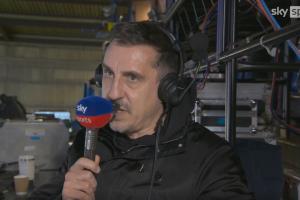 內(nèi)維爾：維爾茨對(duì)比賽的理解顯得很幼稚，跑位糟糕又過(guò)多參與防守