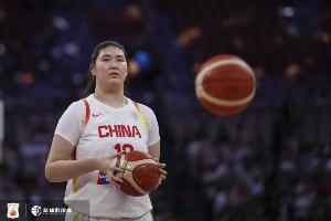 山東女籃主帥：爭(zhēng)取張子宇一事有好的進(jìn)展 她需適應(yīng)成年組的比賽