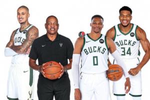 距離新季只剩17天！歷史三雙王還沒(méi)下家！鹿媒：我鹿該追威少嗎？