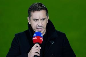 內(nèi)維爾：利物浦前場(chǎng)球員最后20分鐘完全沒(méi)用 邊后衛(wèi)問(wèn)題太大了