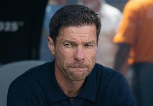 阿隆索：理念始終是掌控比賽，姆巴佩此前腳踝已有不適需持續(xù)觀察