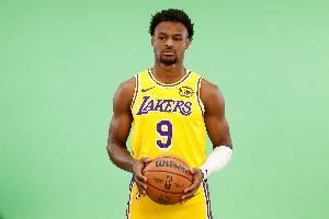 媒體人：布朗尼是NBA垃圾時間里絕對的GOAT 當之無愧