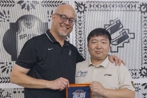 感謝圣安東尼奧馬刺的款待！豐盛晚宴和酷炫周邊已get?