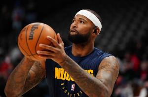 媒體人：曾有多米尼加球隊試圖簽考辛斯 但后者要求月薪≥8萬美金