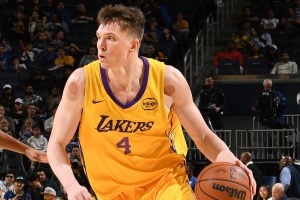 迷糊！克內(nèi)克特11中3得12分6板3助 兩場季前賽合計(jì)21中5