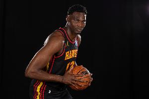 面對舊主！當特0出手攬下10籃板外加1助1帽