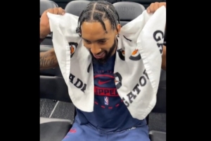 德里克-瓊斯：我和科林斯絕對(duì)是聯(lián)盟彈跳力最頂尖組合 這是事實(shí)