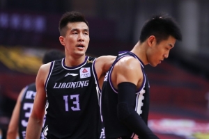 高詩巖：防守好是防郭艾倫練出來了 打不上球時他總喊我加練