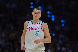 斯波：希望看到約維奇更早地傳球 也想他帶著侵略性沖擊禁區(qū)