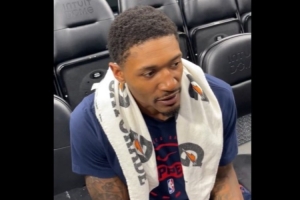 比爾：今天首次參加了隊(duì)內(nèi)對(duì)抗訓(xùn)練感覺(jué)很棒 打揭幕戰(zhàn)是我們計(jì)劃