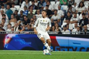 阿斯：近四場比賽三次首發(fā)，塞巴略斯在中場的位置越來越穩(wěn)固