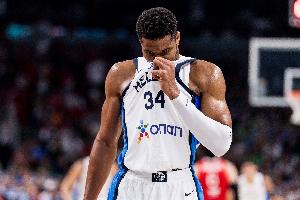 Shams：若字母哥交易在賽季中重啟 預(yù)計(jì)追求者不會(huì)僅限于尼克斯