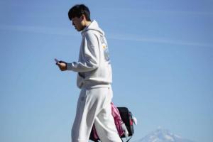 真男人就該選粉色！楊瀚森：當時書包有綠的&粉的 我直接搶了粉的