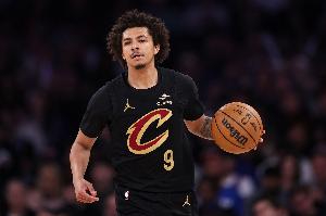 第三節(jié)獨(dú)得11分！克雷格-波特三分球5中5拿下17分4板4助2斷