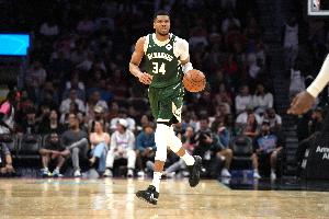 雄鹿賽季前瞻：庫茲馬特納球星成色不足 字母哥難奪第二冠