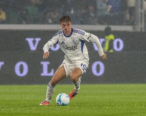 原價900萬！意媒：皇馬回購帕斯可能付3000萬歐，補(bǔ)償科莫的培養(yǎng)