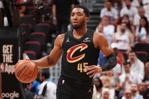 Spears：米切爾說騎士已得到了經(jīng)驗(yàn) 他被2016年的冠軍所激勵(lì)