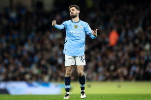 意媒：B席明夏可能自由身離隊，已經(jīng)與尤文和米蘭有過初步接觸