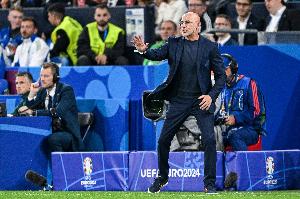 馬卡：西班牙vs格魯吉亞賽前天氣惡劣，草皮狀況可能會受到影響