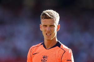 阿斯：巴薩對奧爾莫國家隊受傷非常憤怒，為何赫伊森能提前回皇馬