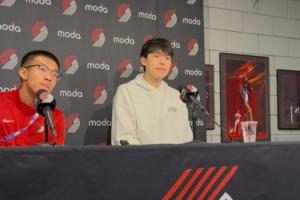 隊(duì)記：瀚森能聽懂更多英文了 面對英文提問也不等翻譯就開始思考