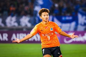 亞足聯(lián)頒獎(jiǎng)典禮10月17日1時(shí)舉行，王霜獲年度最佳女足運(yùn)動(dòng)員提名