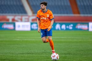 記者談泰山獎(jiǎng)金：扣稅后，8萬(wàn)人民幣應(yīng)是主力正常的單場(chǎng)獎(jiǎng)金收入