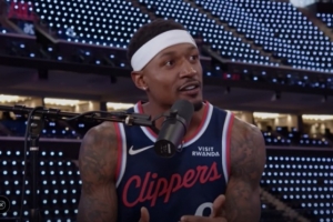 比爾：看到家中收藏的路威快船球衣 那一瞬間讓我認(rèn)真考慮了快船