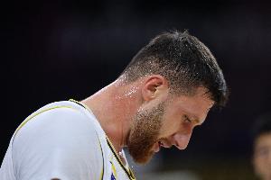 這是要開擺了？爵士季前賽目前打了一場半 一共丟了212分