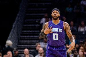 兩雙拿下！小橋上半場14投6中&三分8中4 得到18分10板1助