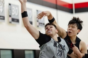 美媒：開(kāi)拓者早晚要在楊瀚森&克林根之間2選1 有人說(shuō)后者像戈貝爾