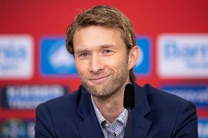 埃切維里僅獲75分鐘出場(chǎng)時(shí)間，藥廠總監(jiān)：球隊(duì)首先要穩(wěn)固防守