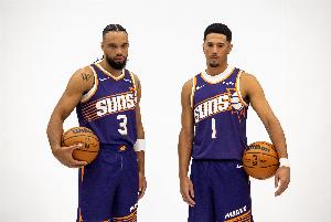 狄龍：我有四個(gè)拉布布&超喜歡它們 要給布克送一個(gè)當(dāng)生日禮物