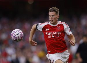 被裁判針對(duì)？克拉滕伯格談約克雷斯：不會(huì)區(qū)別對(duì)待，需要適應(yīng)英超