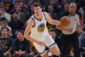 波斯特：波杰姆斯基一直都很出色 打球非常自信 訓(xùn)練非?？炭? >
                                        </div>
                                    </div>
                                                                        <div   id=