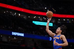 邁克-布朗談達迪耶發(fā)展：他很年輕身材有優(yōu)勢 發(fā)展聯(lián)盟是可行選項